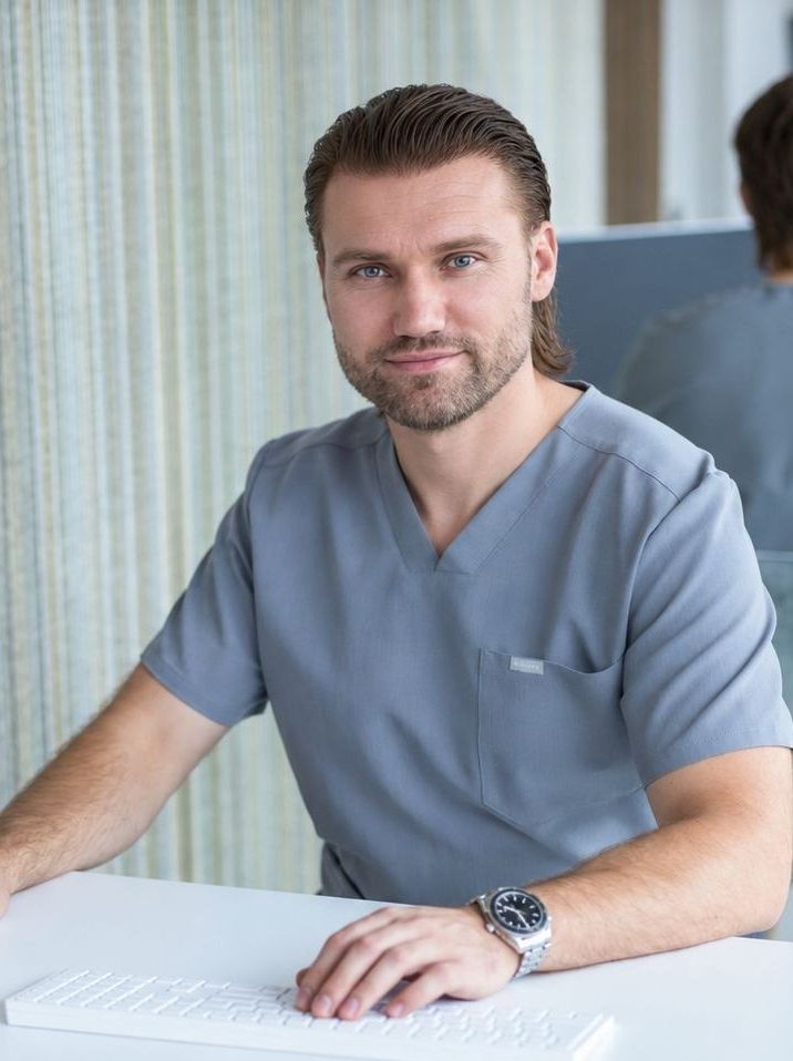 Dr n. med. Marcin Nylec, ginekolog estetyczny